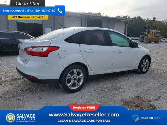 Used 2014 Ford Focus SE FWD image 4