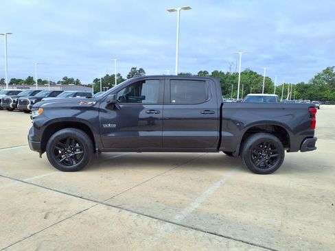 Used 2023 Chevrolet Silverado 1500 RST w/ Z71 Off-Road Package AWD/4WD image 8