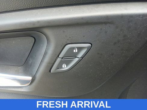 Used 2021 Chevrolet Malibu LS FWD image 19