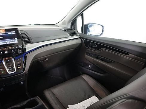 Used 2018 Honda Odyssey Elite image 19