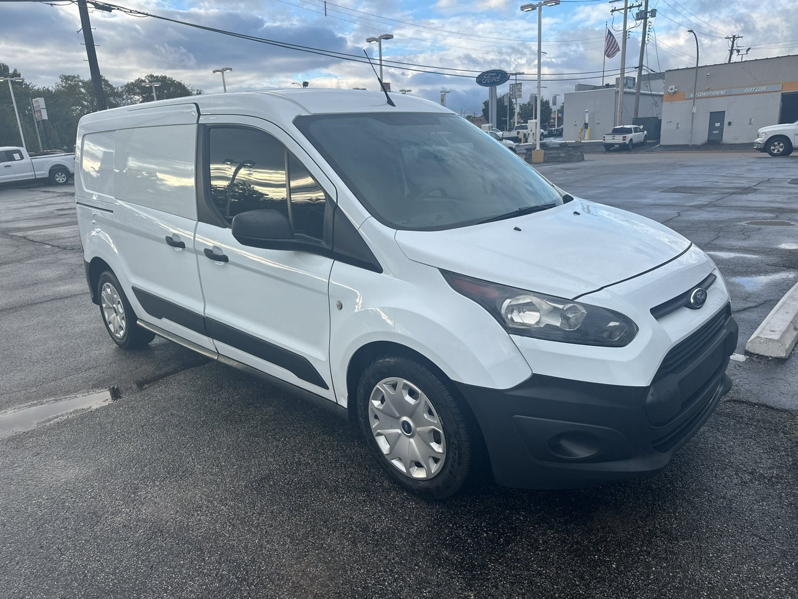 Used 2015 Ford Transit Connect XL FWD image 3