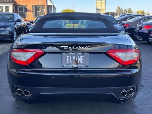 Used 2012 Maserati GranTurismo Convertible RWD image 9