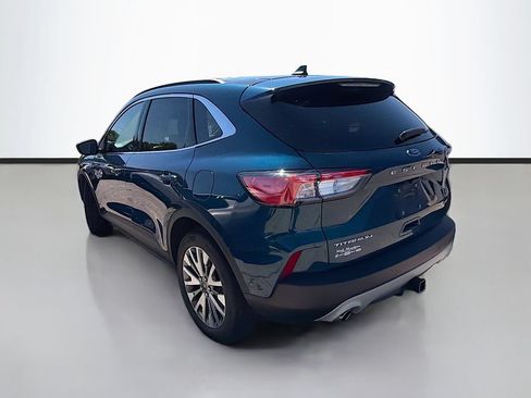 Used 2020 Ford Escape Titanium w/ Titanium Premium Package 2.0 AWD/4WD image 6