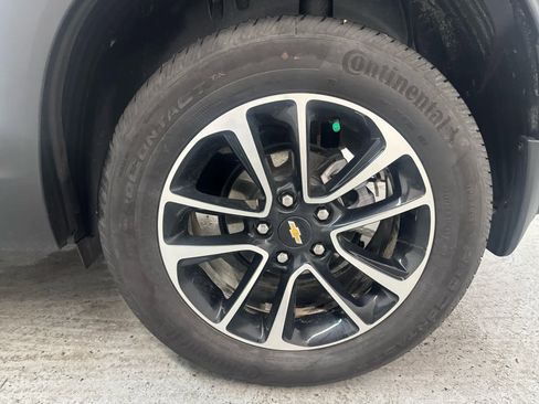 Certified 2025 Chevrolet TrailBlazer LT w/ Convenience Package image 9