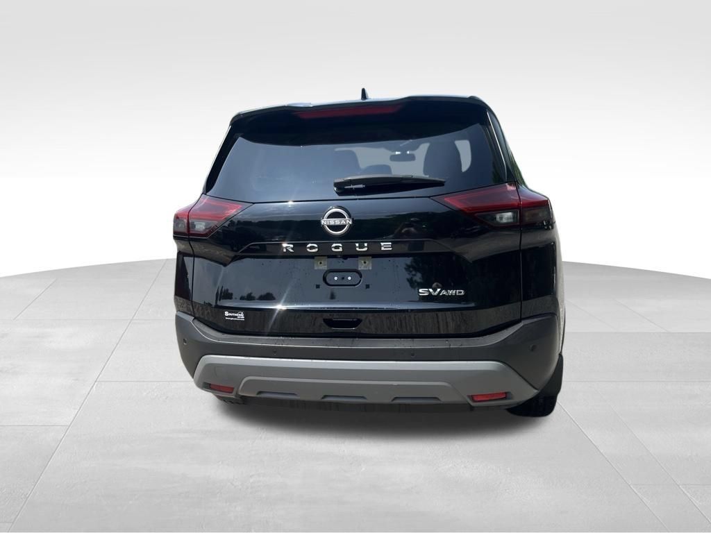 Used 2023 Nissan Rogue SV AWD/4WD image 4