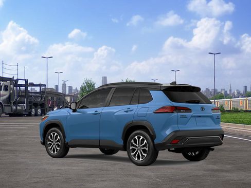 New 2026 Toyota Corolla Cross SE image 8