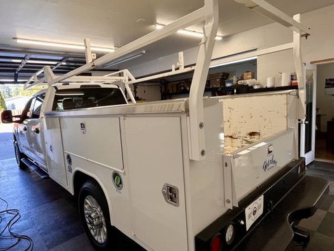 Used 2021 Ford F350 XLT image 6