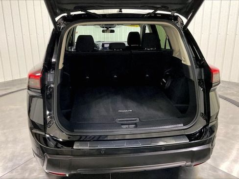 Used 2024 Nissan Rogue SV AWD/4WD image 38