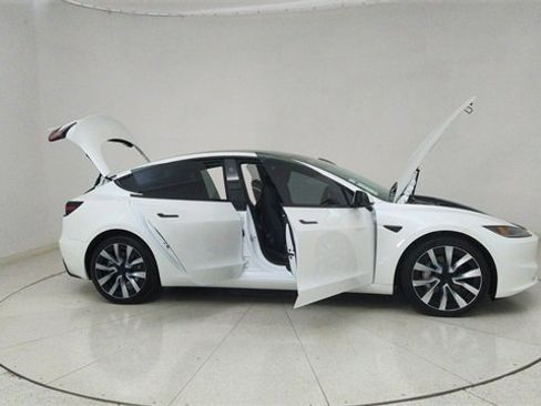 Used 2024 Tesla Model 3 Long Range image 65