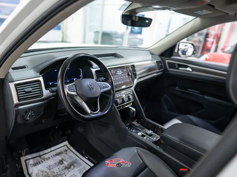 Used 2021 Volkswagen Atlas SEL image 13