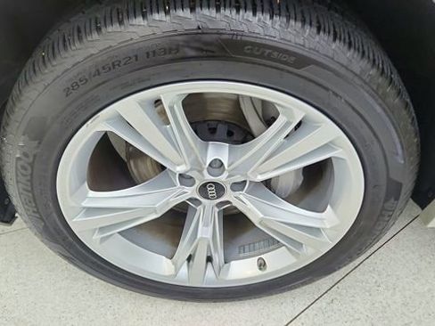 Used 2023 Audi Q8 Premium Plus w/ Premium Plus Package image 56