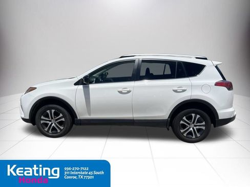 Used 2016 Toyota RAV4 LE FWD image 9