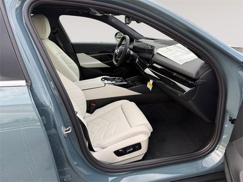 New 2026 BMW 530i xDrive 530i xDrive image 15