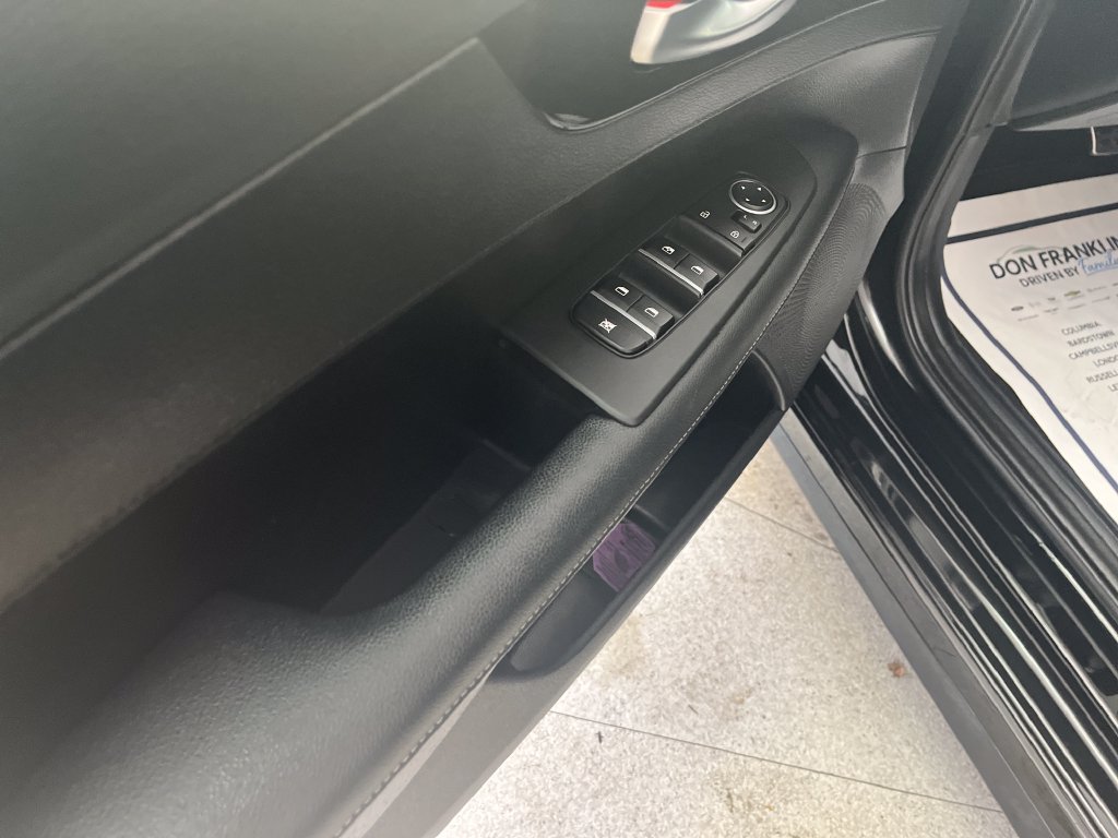 Certified 2024 Kia Forte GT-Line FWD image 10