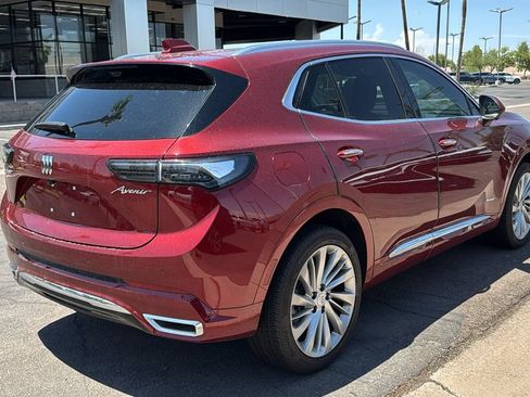 Used 2024 Buick Envision Avenir AWD/4WD image 31