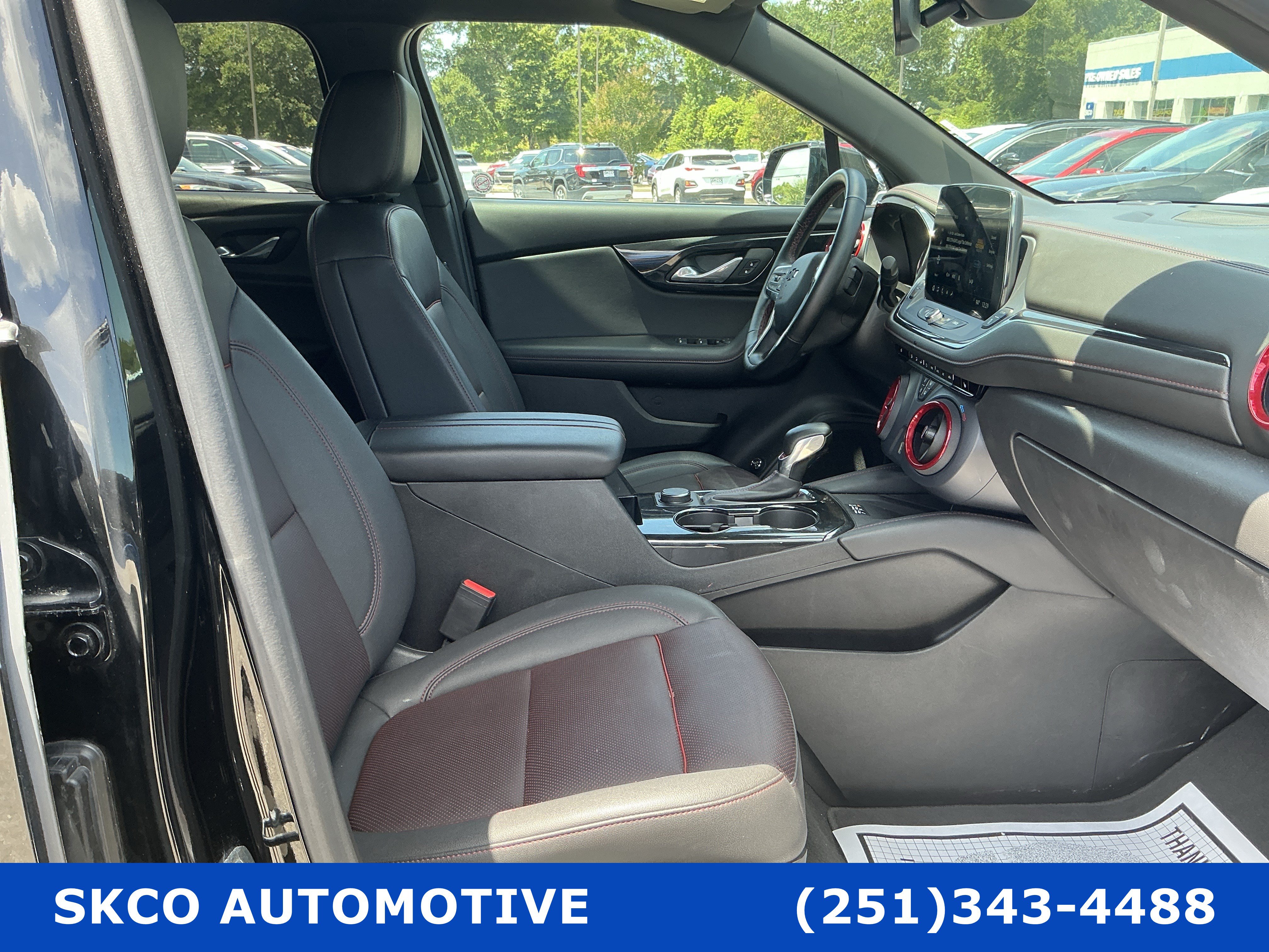 Used 2025 Chevrolet Blazer RS FWD image 13