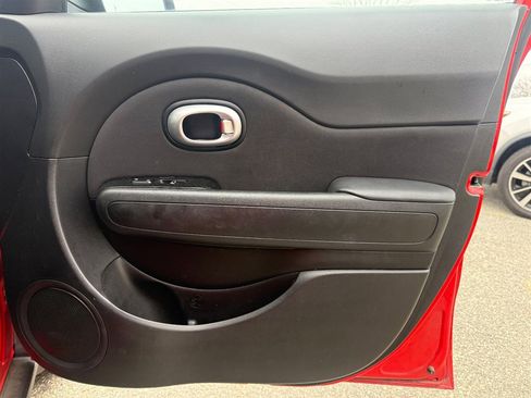 Used 2018 Kia Soul image 25