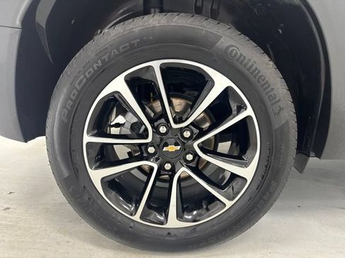 Used 2025 Chevrolet TrailBlazer LT AWD/4WD image 32