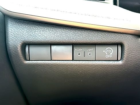 New 2026 Nissan Kicks SV w/ SV Premium Package FWD image 27