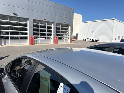 Used 2025 Toyota Corolla LE image 10