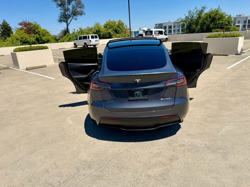 Used 2022 Tesla Model Y Performance AWD/4WD image 51
