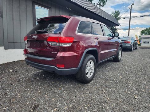 Used 2016 Jeep Grand Cherokee Laredo w/ Quick Order Package 23E AWD/4WD image 3