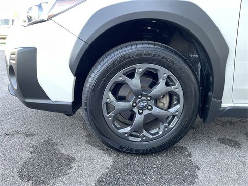 Used 2022 Subaru Crosstrek 2.5i Sport w/ Moonroof Package image 9
