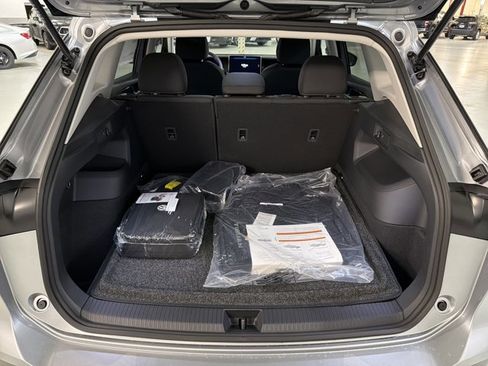 New 2026 Volkswagen Tiguan S FWD image 12