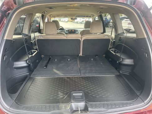 Used 2019 Honda Pilot EX image 12