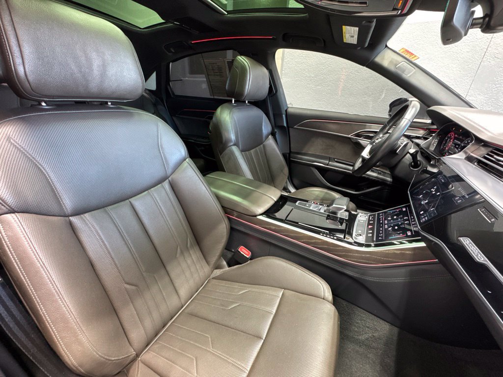Used 2021 Audi A8 L 3.0T w/ Executive Plus Package AWD/4WD image 31