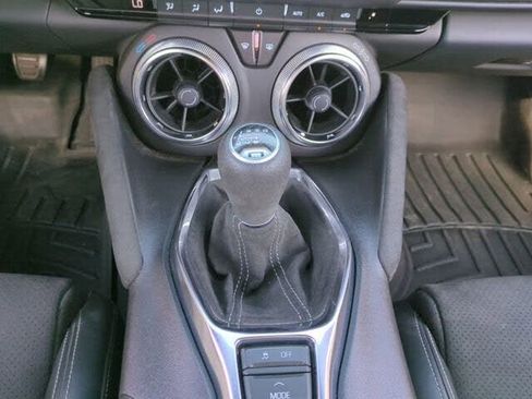 Used 2022 Chevrolet Camaro SS image 12