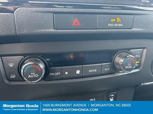 Used 2023 Nissan Frontier SV w/ SV Convenience Package image 25