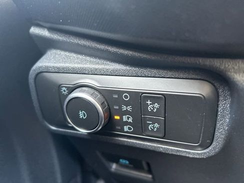 Used 2022 Ford Bronco Outer Banks image 18