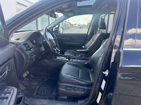 Used 2022 Honda Pilot Elite image 4