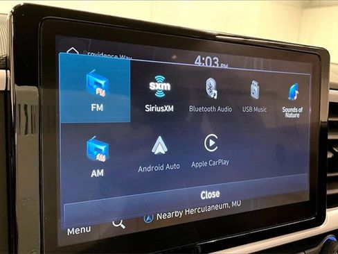 Used 2024 Hyundai Venue Limited image 32