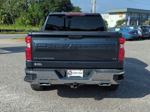 Used 2022 Chevrolet Silverado 1500 LT AWD/4WD image 6