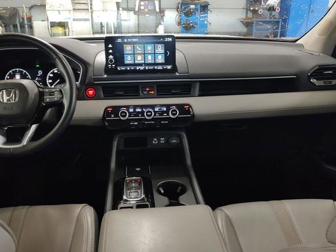 Used 2024 Honda Pilot EX-L image 22