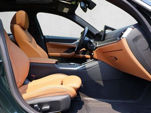 Used 2023 BMW i4 eDrive35 w/ Premium Package RWD image 27