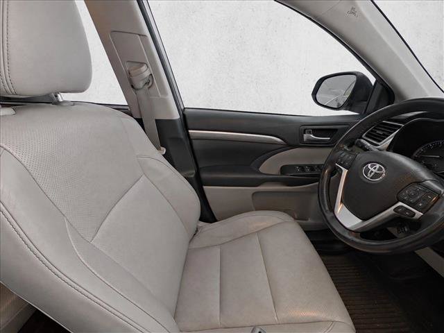 Used 2017 Toyota Highlander Limited Platinum w/ Protection Package #3 AWD/4WD image 10