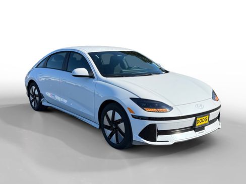 New 2025 Hyundai Ioniq 6 SE image 7