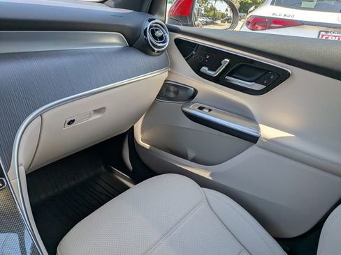 New 2026 Mercedes-Benz GLC 300 image 18