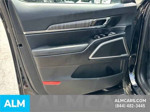 Used 2023 Kia Telluride EX w/ EX Captain's Chair Package FWD image 11