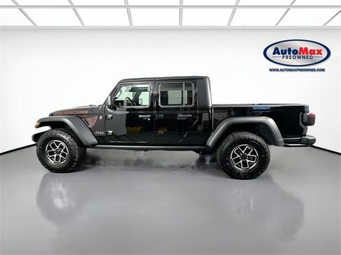 Used 2024 Jeep Gladiator Rubicon w/ Safety Group image 9