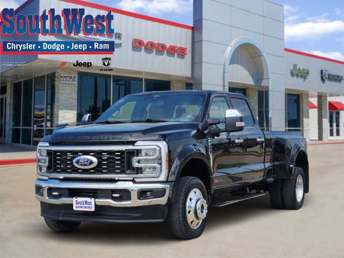 Used 2024 Ford F450 Lariat w/ Lariat Ultimate Package image 2