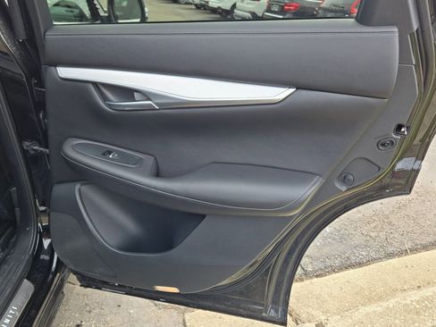 Used 2021 INFINITI QX50 Luxe w/ Appearance Package image 15