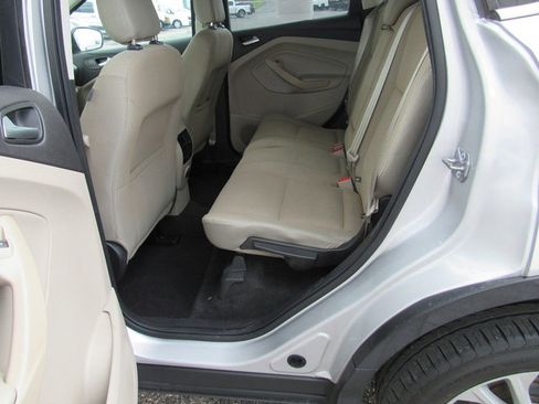 Used 2018 Ford Escape SE w/ Ford Safe & Smart Package FWD image 20
