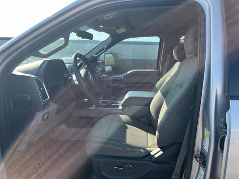 Used 2018 Ford F250 XLT w/ XLT Premium Package AWD/4WD image 14