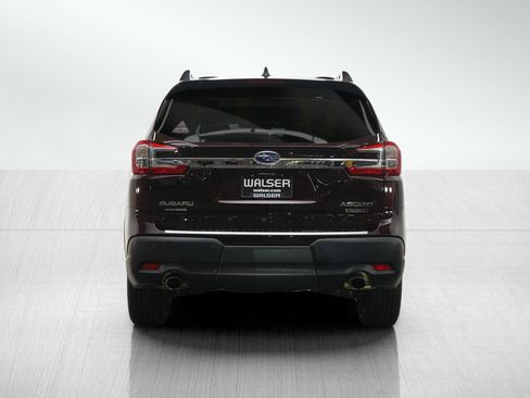 Used 2023 Subaru Ascent Touring AWD/4WD image 4