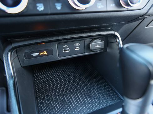 Used 2024 Honda CR-V Sport image 23