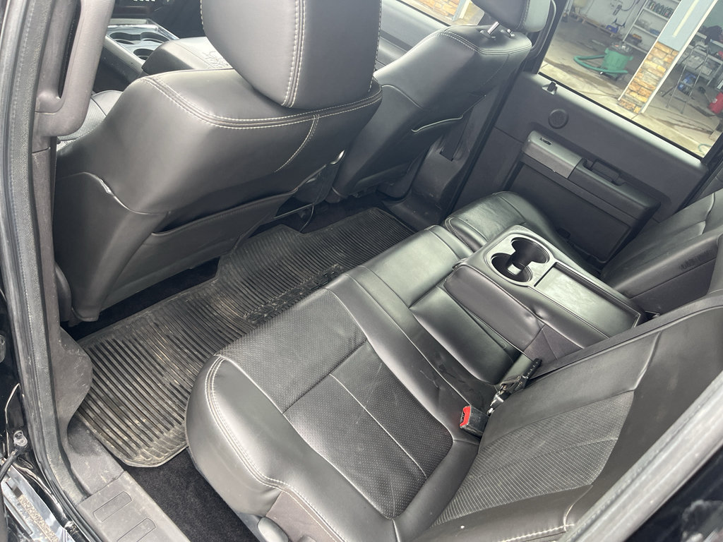 Used 2011 Ford F350 Lariat w/ Lariat Ultimate Pkg AWD/4WD image 18
